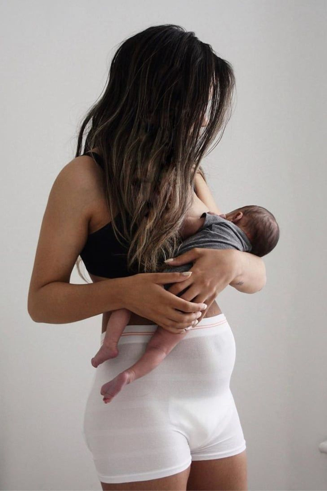 items-for-postpartum-recovery-ft-img